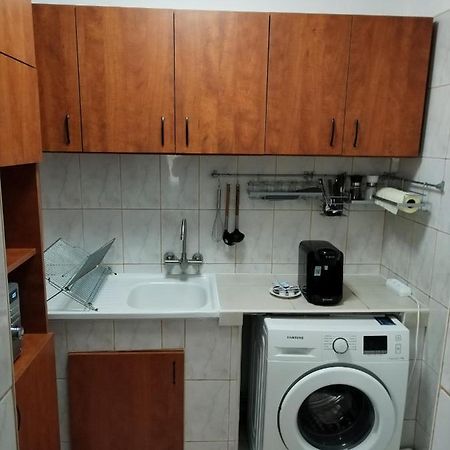 Chic Apartment Pitesti Exterior photo