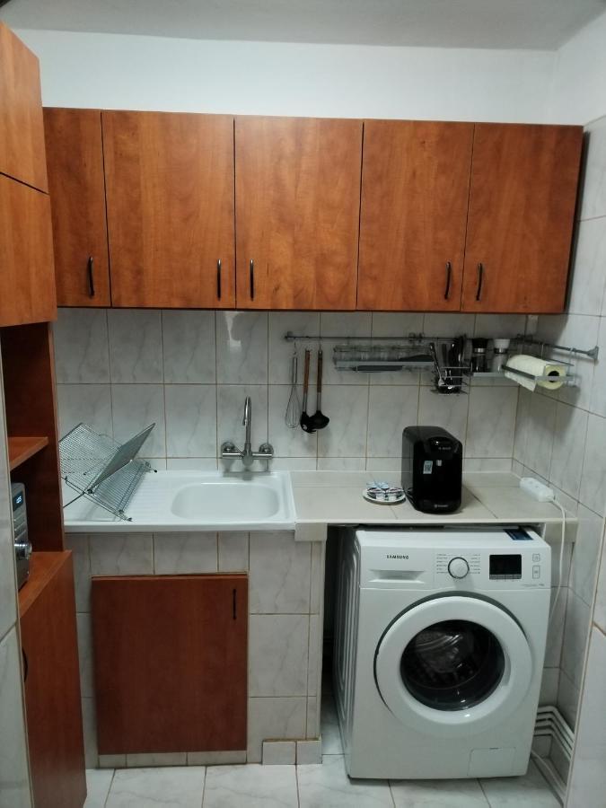 Chic Apartment Pitesti Exterior photo